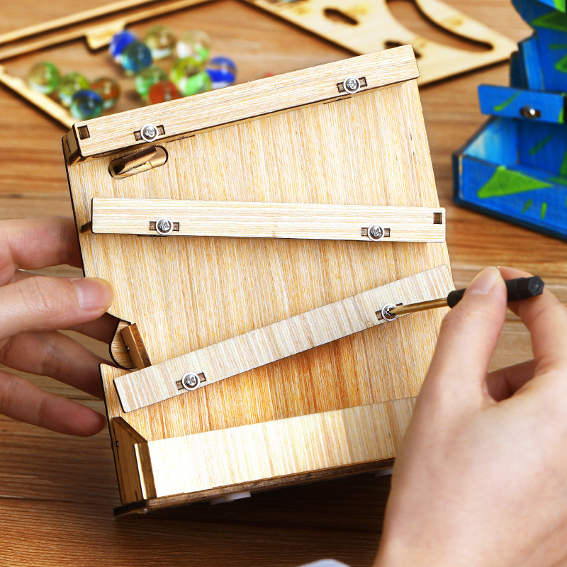 Деревянный конструктор-трек дл – обзор и цена Marble Run Set